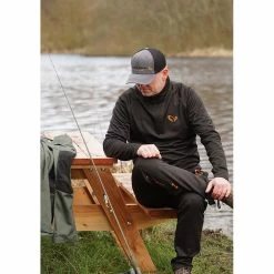 Savage Gear Regenerator Half-Zip Fleece Kombu Green Fleece-Pullover 9 Savage Gear Regenerator Half-Zip Fleece Kombu Green Fleece-Pullover -Sportfischen Savage Gear Regenerator Half Zip Fleece Kombu Green Fleece Pullover Detail 3